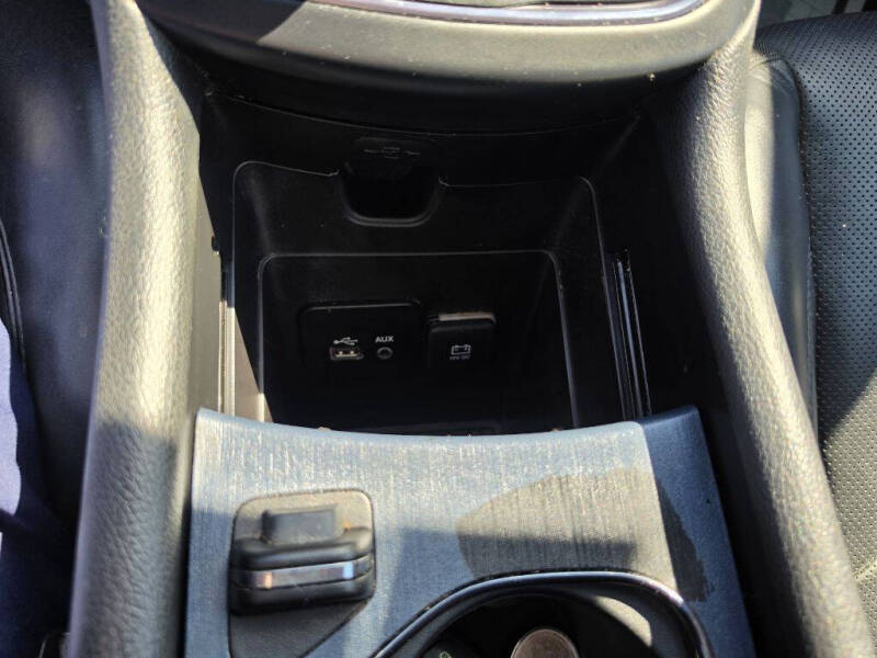 2016 Chrysler 200 S