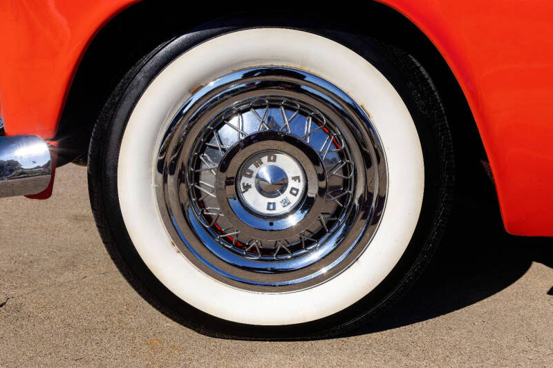 1956 Ford Thunderbird