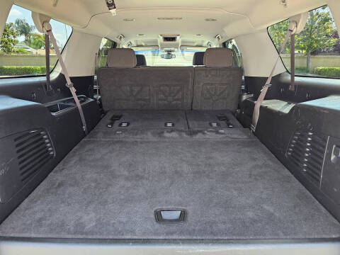2016 Chevrolet Suburban LS