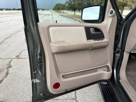 2003 Ford Expedition XLT