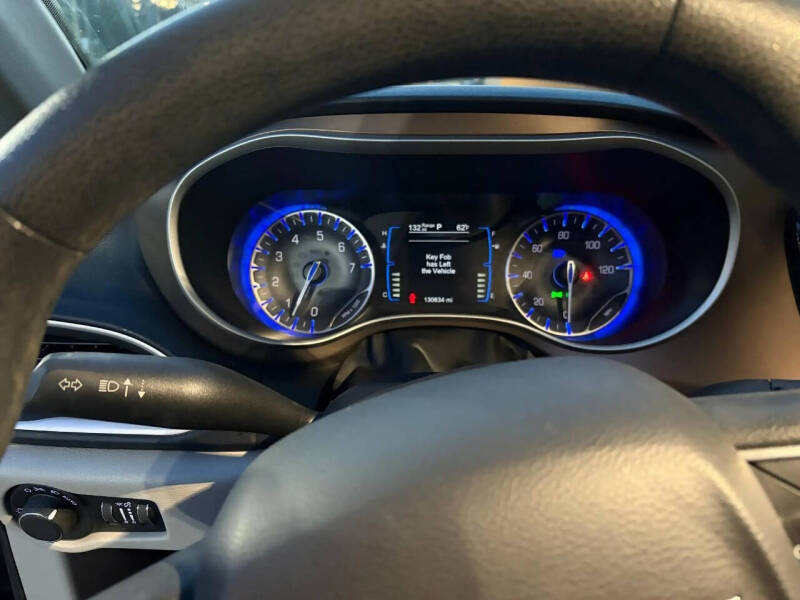 2017 Chrysler Pacifica Touring