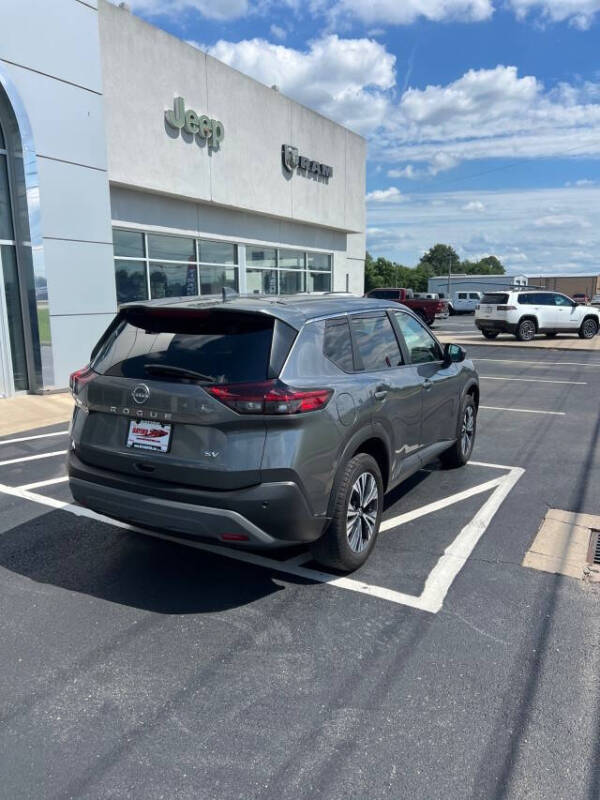 2023 Nissan Rogue SV