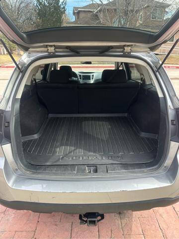 2010 Subaru Outback 2.5i Premium