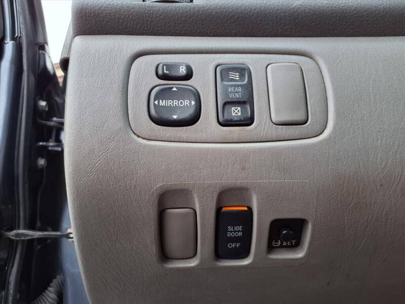 2007 Toyota Sienna LE 7-Passenger