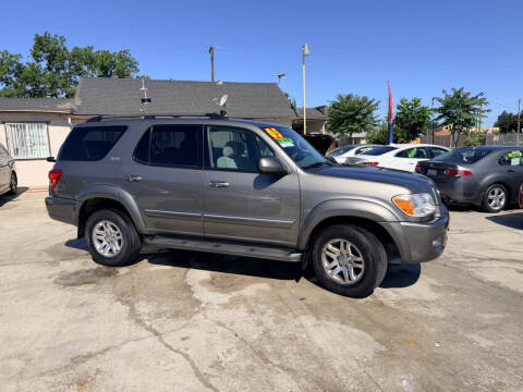 2005 Toyota Sequoia SR5