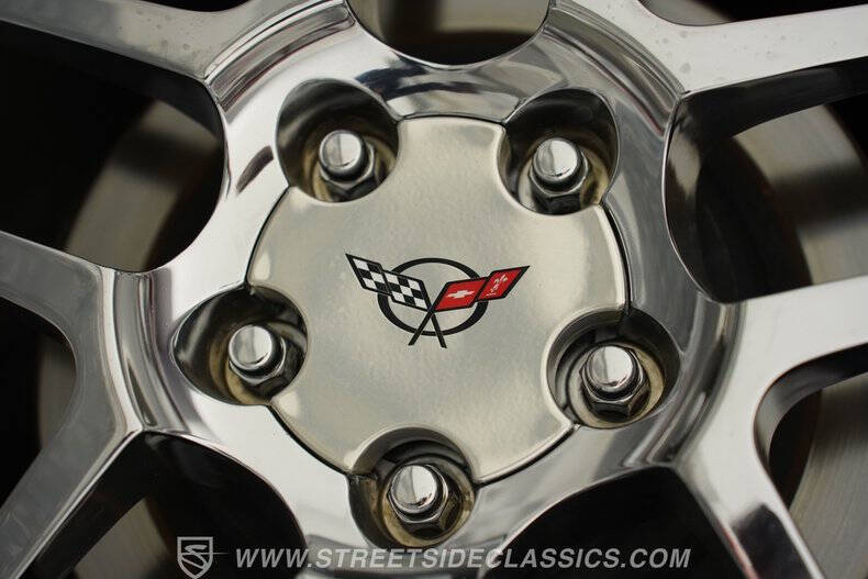 2004 Chevrolet Corvette