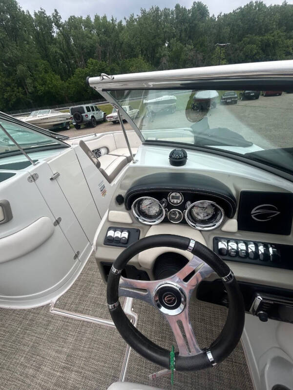 2018 Crownline E23 EC