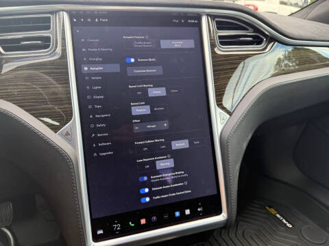 2015 Tesla Model S 85