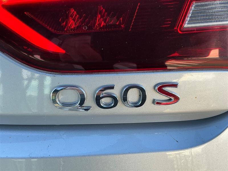 2017 Infiniti Q60 Red Sport 400