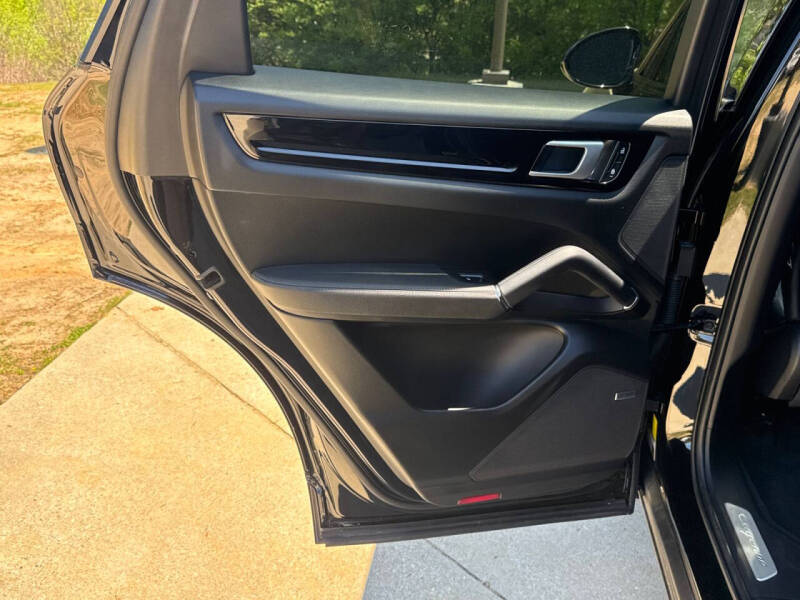 2022 Porsche Cayenne