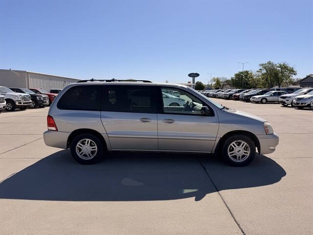 2005 Ford Freestar SEL