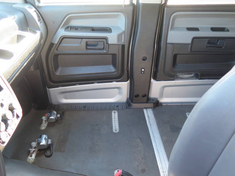 2014 AM General MV-1