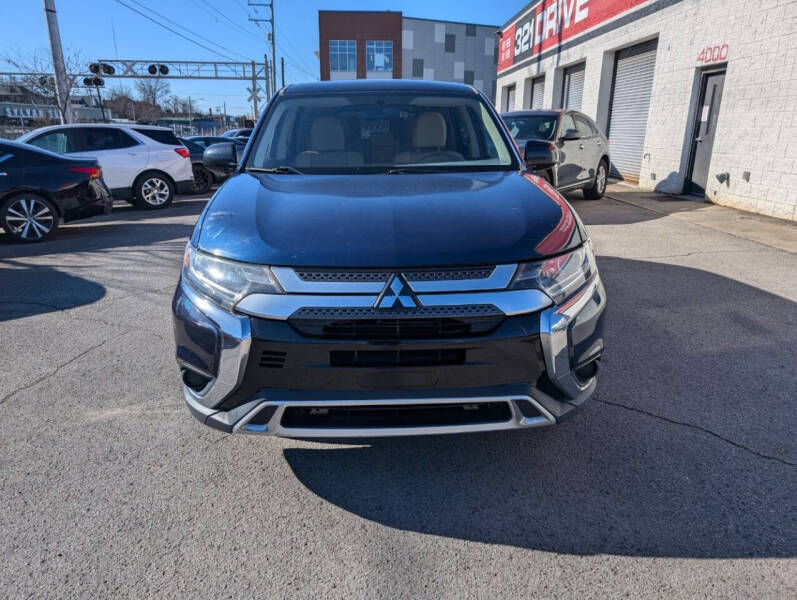 2019 Mitsubishi Outlander ES