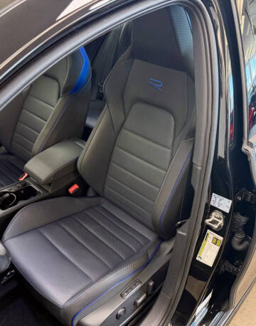2025 Volkswagen Golf R Black Edition 4Motion