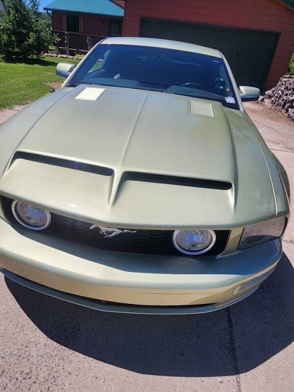 2005 Ford Mustang GT Premium