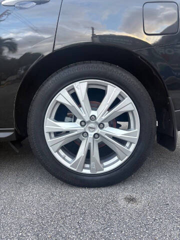 2018 Nissan Pathfinder SL