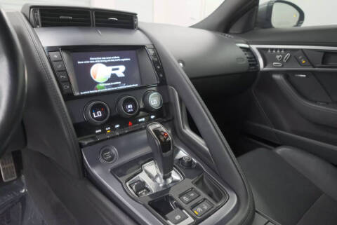 2018 Jaguar F-TYPE R