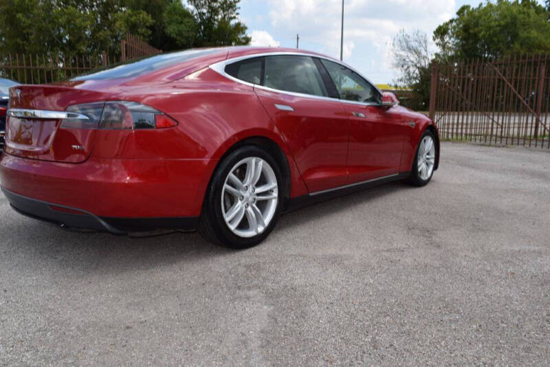 2015 Tesla Model S 85D photo 3