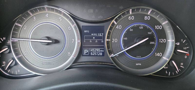 2015 Infiniti QX80