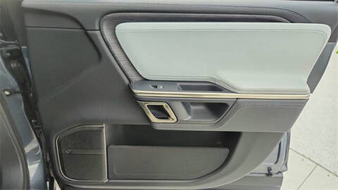 2023 Rivian R1T Adventure