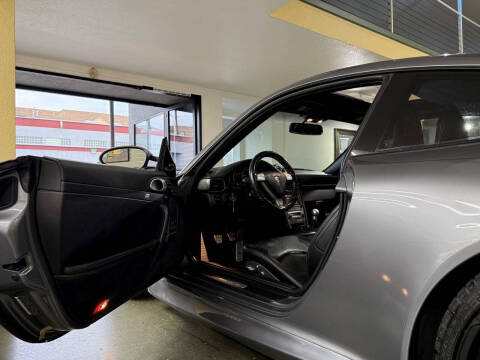 2005 Porsche 911 Carrera