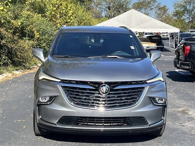 2023 Buick Enclave Essence