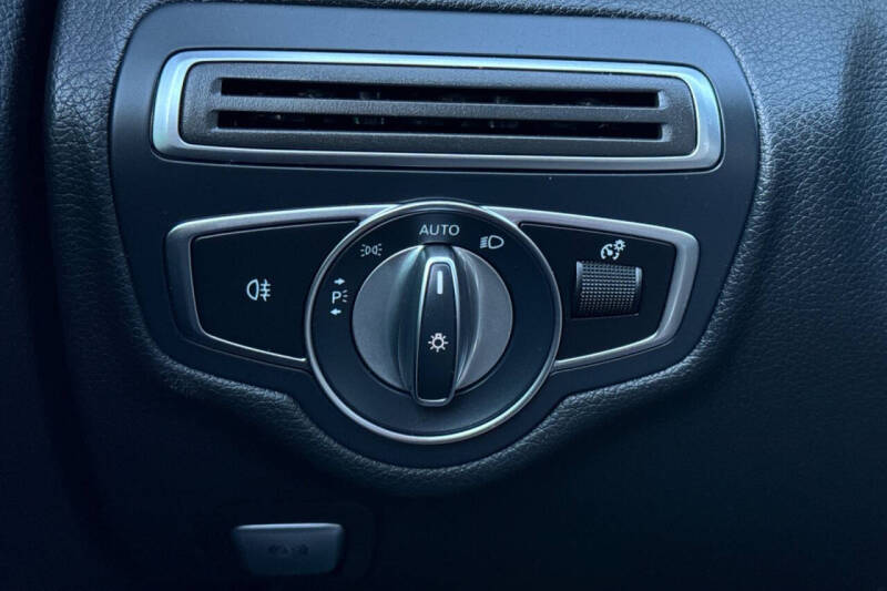 2021 Mercedes-Benz C-Class C 300