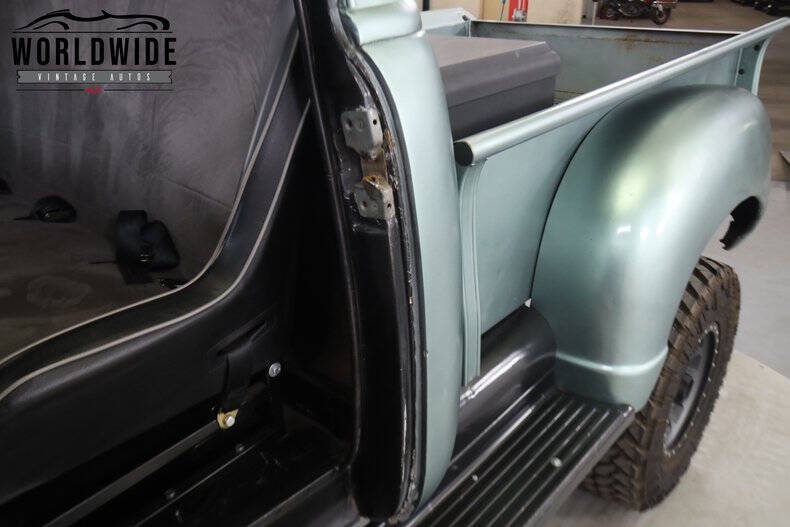1952 Chevrolet Apache