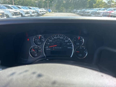 2025 Chevrolet Express 2500