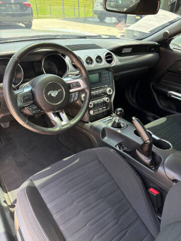 2017 Ford Mustang GT