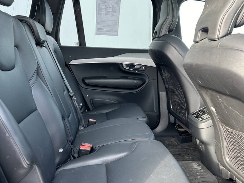 2023 Volvo XC90 B5 Core
