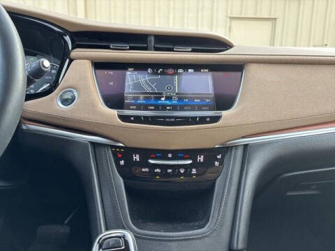 2018 Cadillac XT5 Platinum