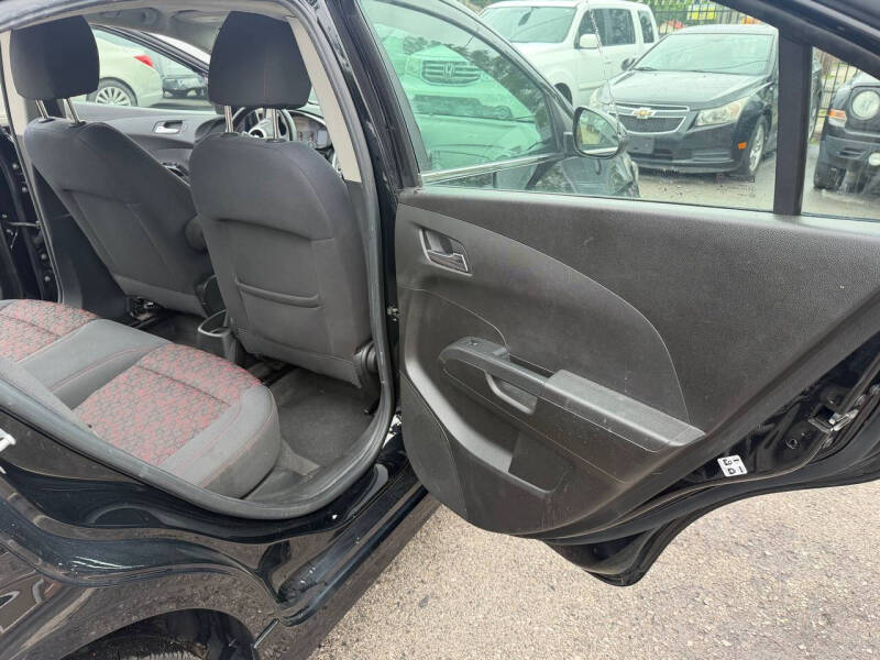 2018 Chevrolet Sonic LT Auto