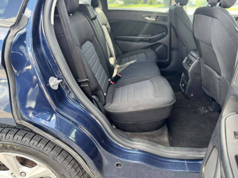 2017 Ford Edge SE