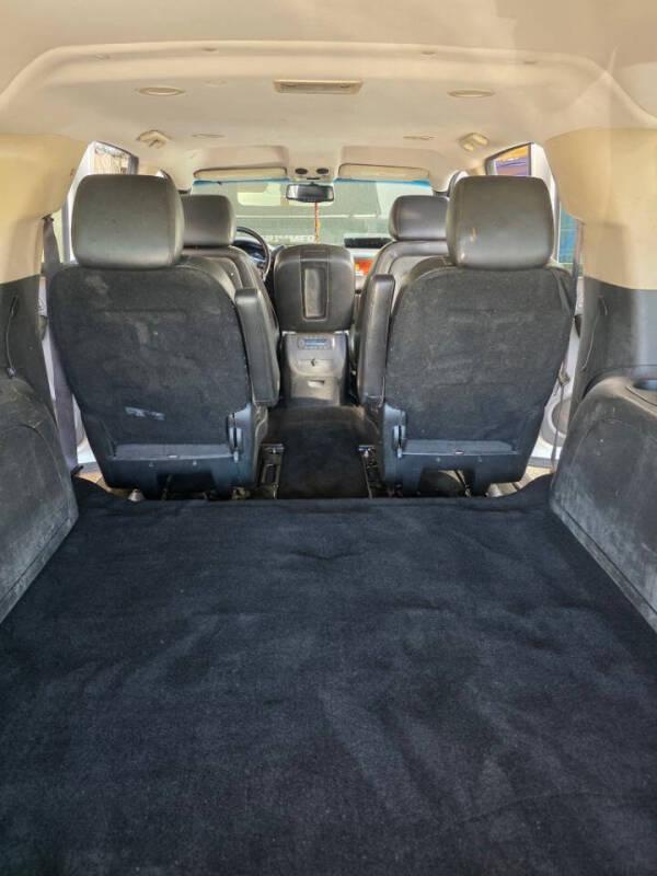 2011 Chevrolet Suburban LT