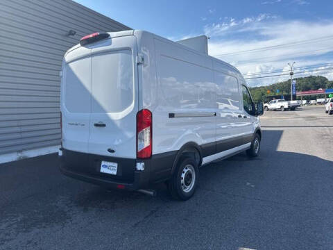 2025 Ford Transit 250