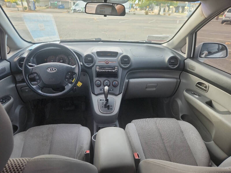 2007 Kia Rondo EX