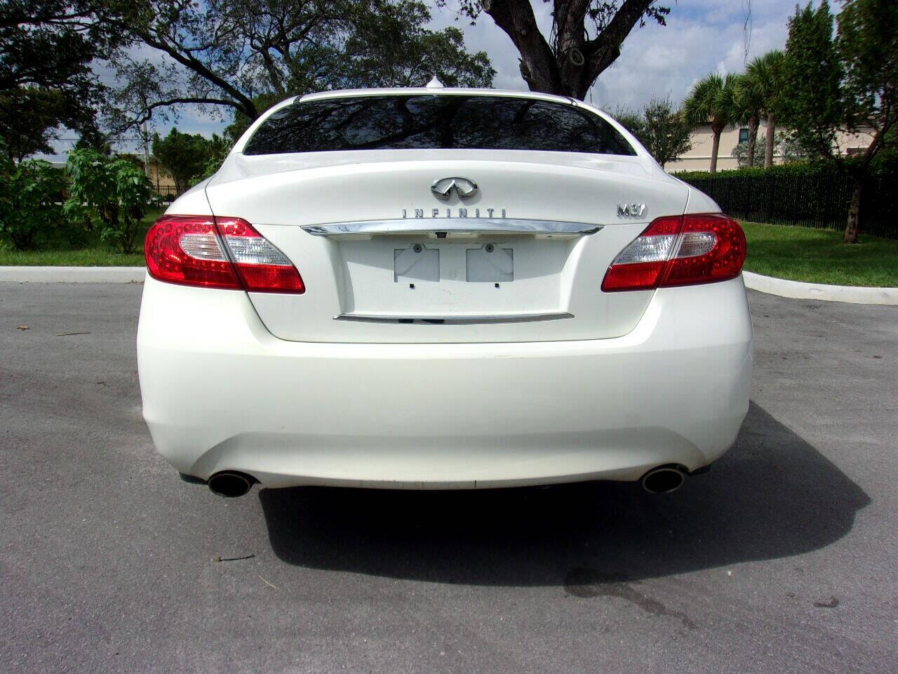 2012 INFINITI M37 for sale at Car Girl 101 in Oakland Park, FL