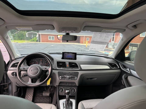 2017 Audi Q3 2.0T Premium