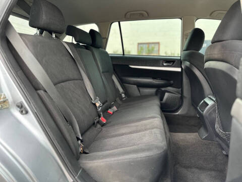 2013 Subaru Outback 2.5i