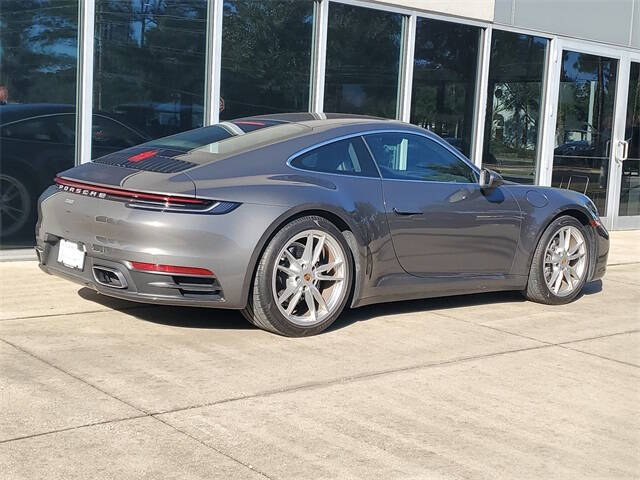 2021 Porsche 911 Carrera
