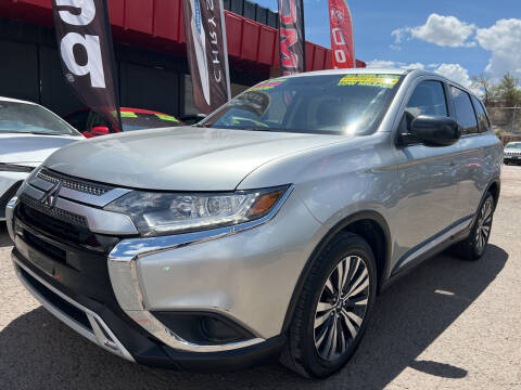2020 Mitsubishi Outlander for sale at Duke City Auto LLC in Gallup NM