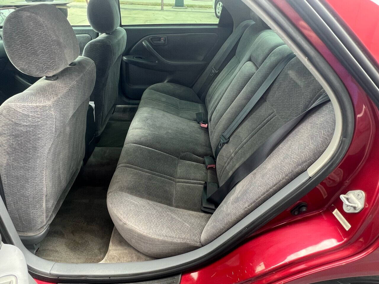 1998 Toyota Camry for sale at Mainland Auto Sales Inc in Daytona Beach, FL