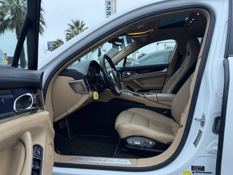 2013 Porsche Panamera