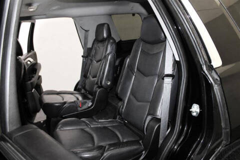 2018 Cadillac Escalade Luxury