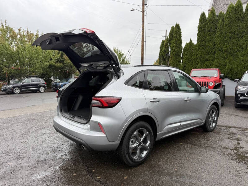 2023 Ford Escape ST-Line