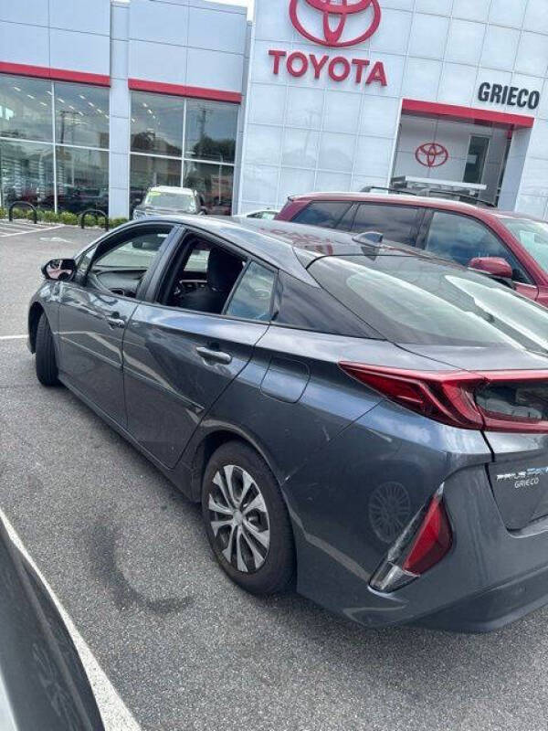 2022 Toyota Prius Prime LE