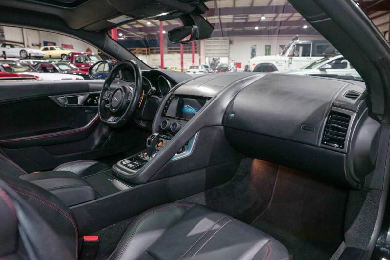 2017 Jaguar F-TYPE S