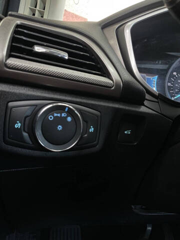 2019 Ford Fusion Hybrid SE