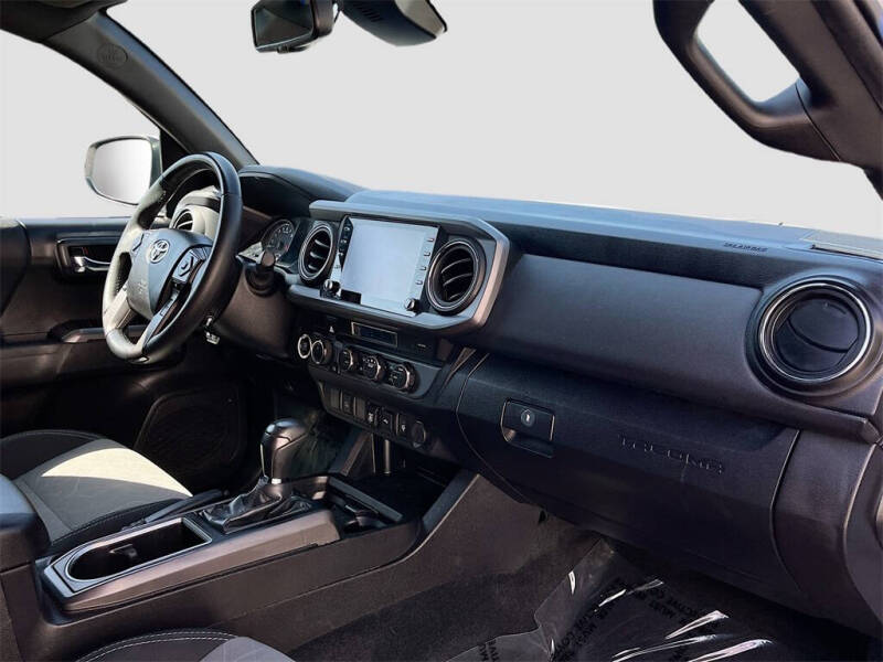 2022 Toyota Tacoma TRD Off-Road